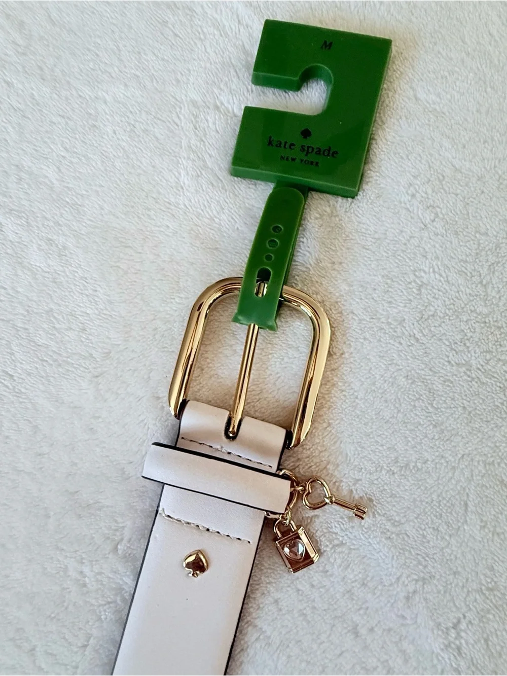 New Kate Spade Cream Leather Belt with Gold Lock & Key Charm - Size Medium (NWT)